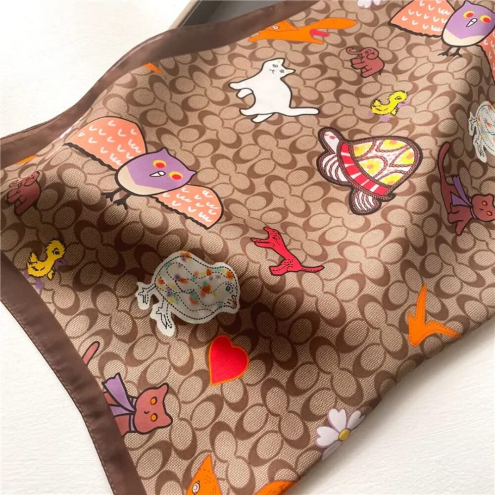 C' Scarf – Image 3