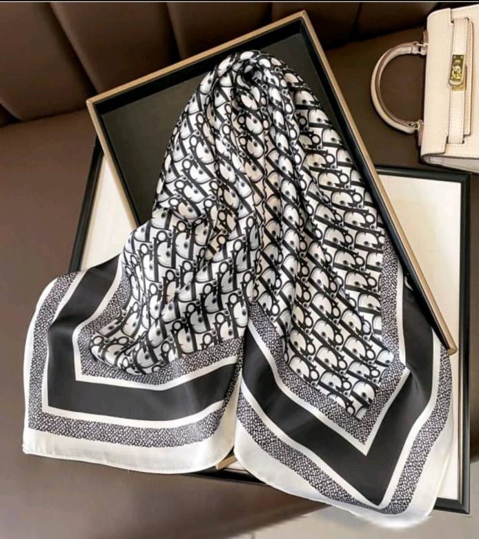 Black D' Scarf