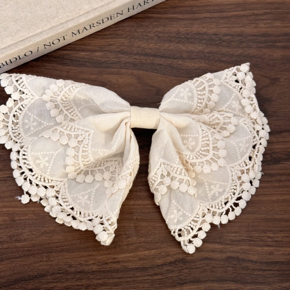 Ensemble en Dentelle Chouchou et Hair Bow – Image 4