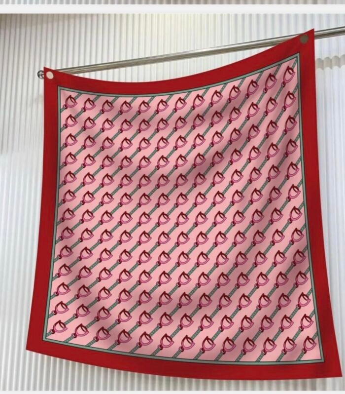 Cutie Scarf